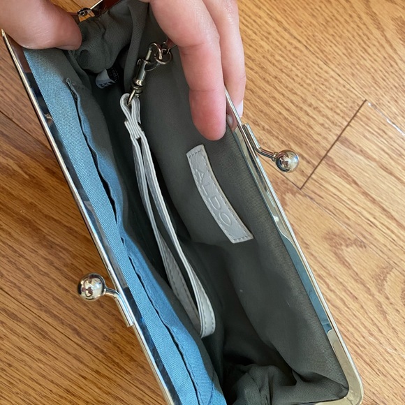 White Aldo clutch - Picture 2 of 2